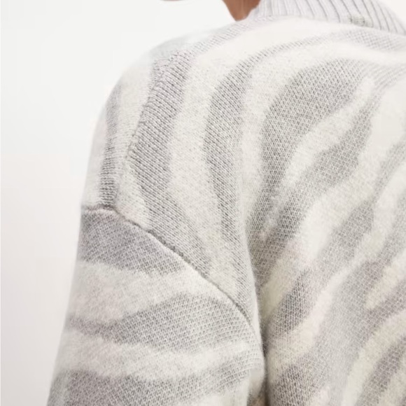 Everlane The Alpaca Tiger Jacquard Cardigan-S-NWT - Picture 4 of 9